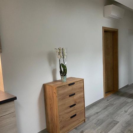 Klicperovo 2Kk Apartment Hradec Kralove Ngoại thất bức ảnh